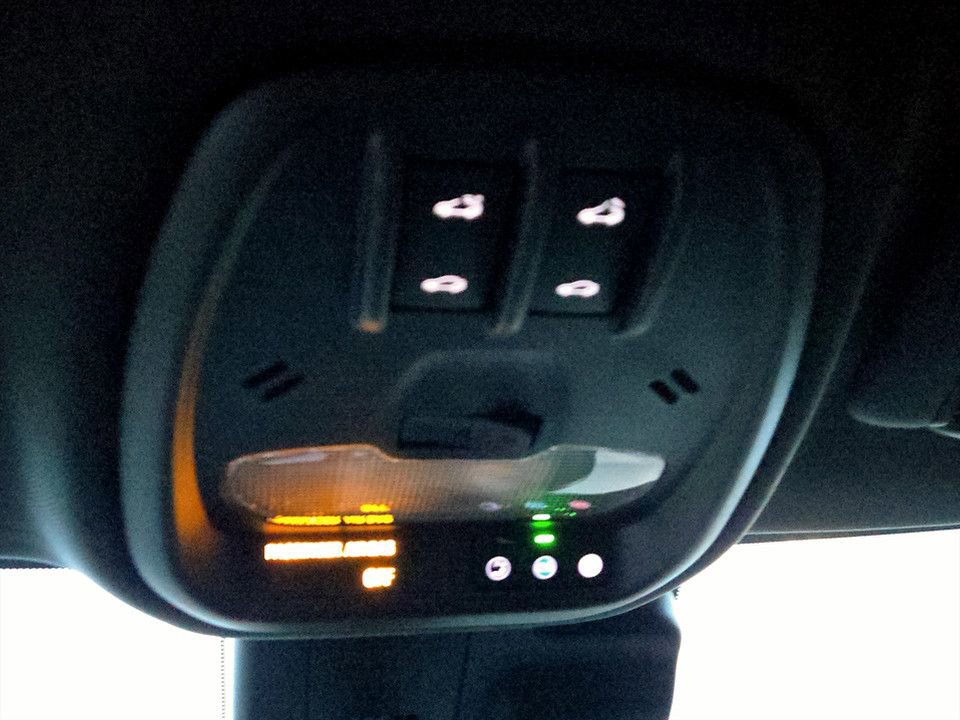 Used 2024 Chevrolet Trax RS w/ Sunroof Package image 24