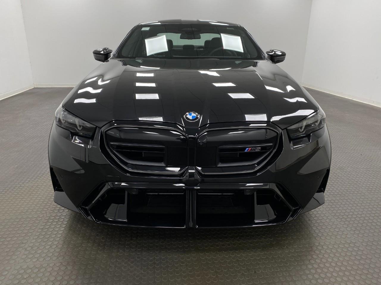 New 2026 BMW M5 w/ Carbon Package image 10