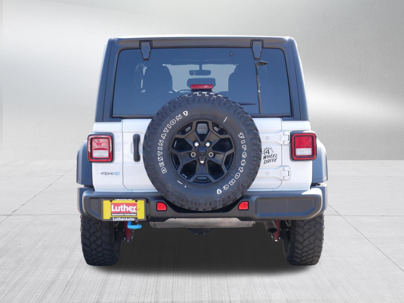 Used 2023 Jeep Wrangler Unlimited w/ Cold Weather Group AWD/4WD image 6