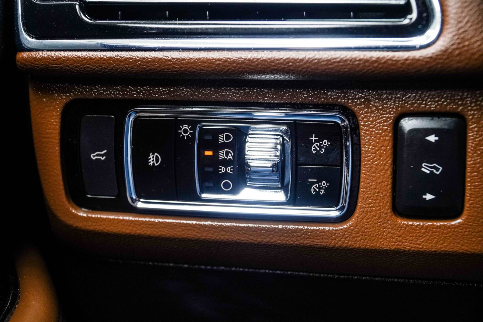 Used 2023 Lincoln Navigator Reserve AWD/4WD image 33
