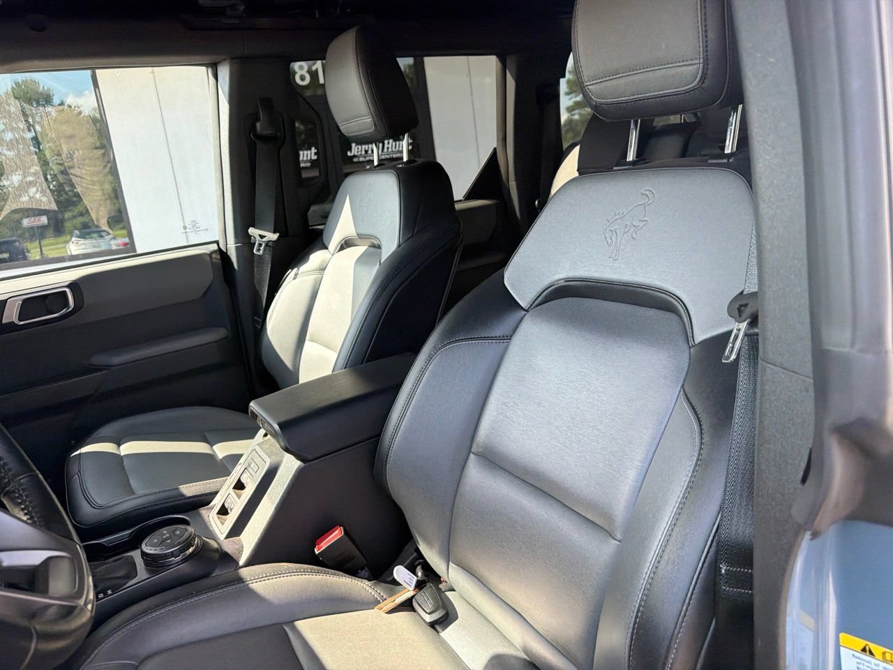 Used 2024 Ford Bronco Everglades AWD/4WD image 3