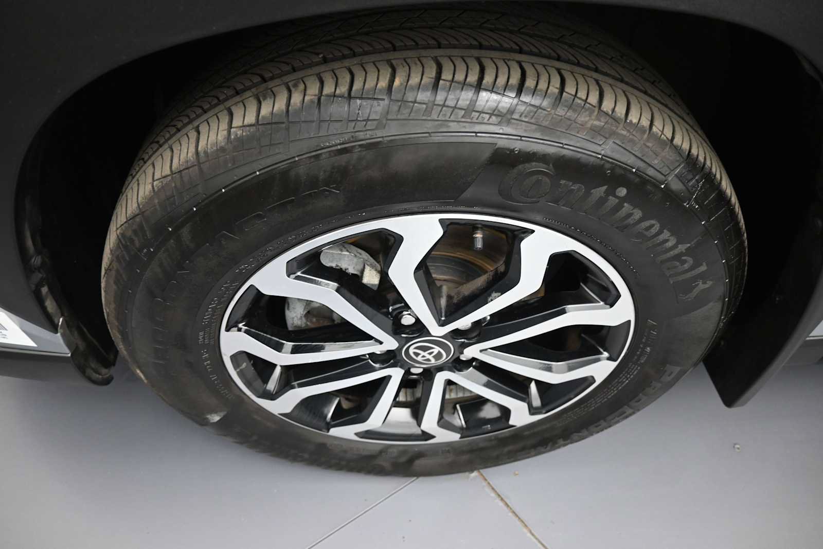Certified 2024 Toyota Corolla Cross AWD Hybrid image 13