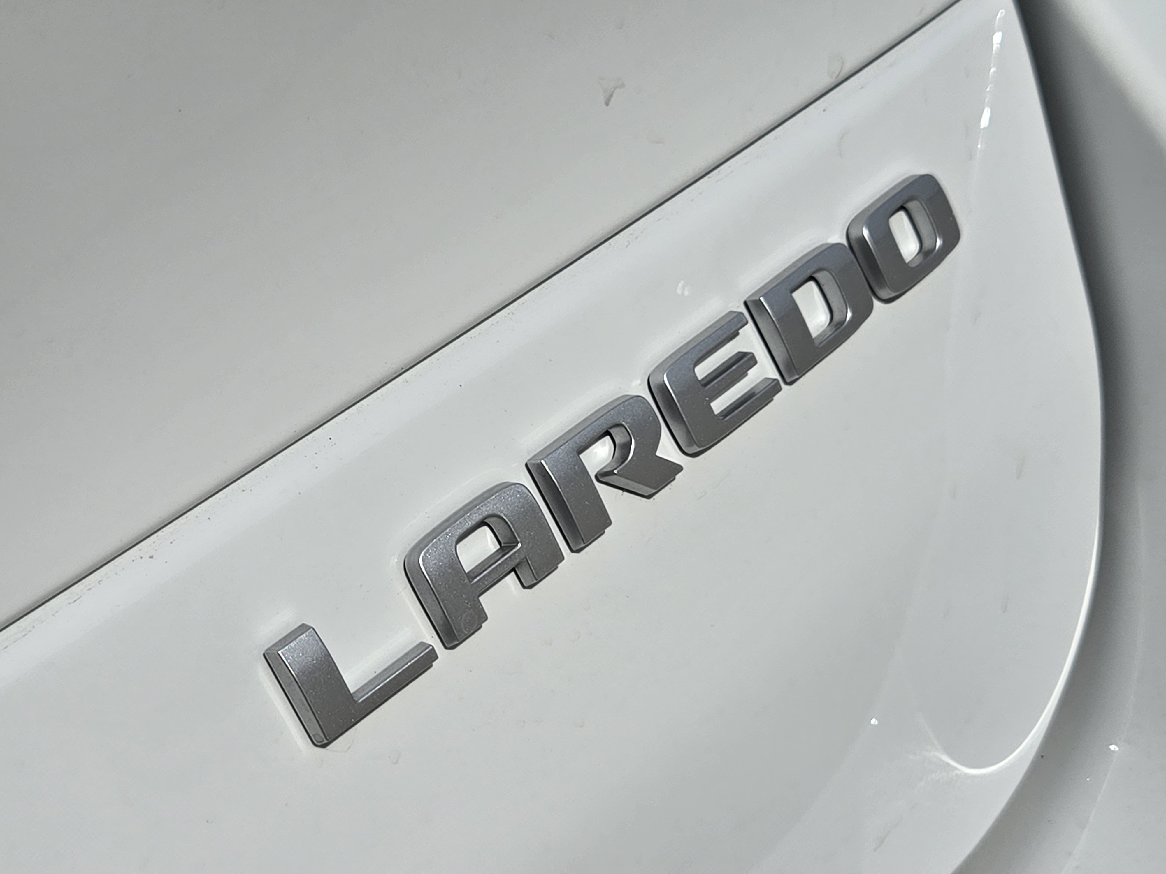 New 2026 Jeep Grand Cherokee L Laredo AWD/4WD image 9