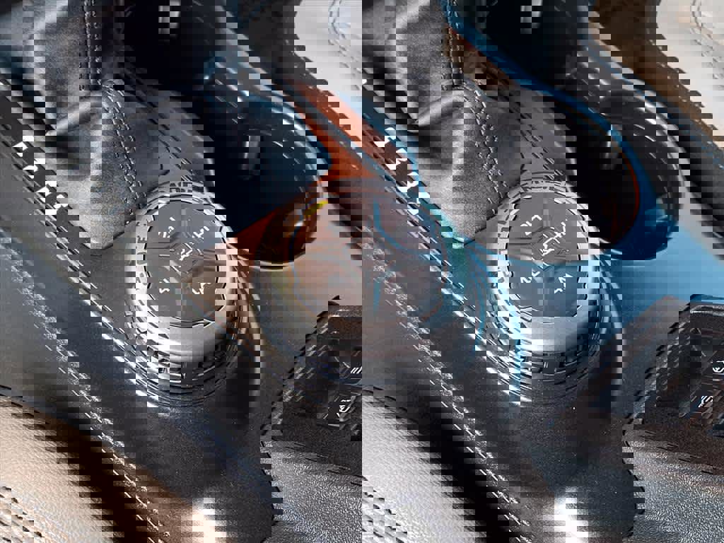 Used 2023 Ford Bronco Wildtrak image 15