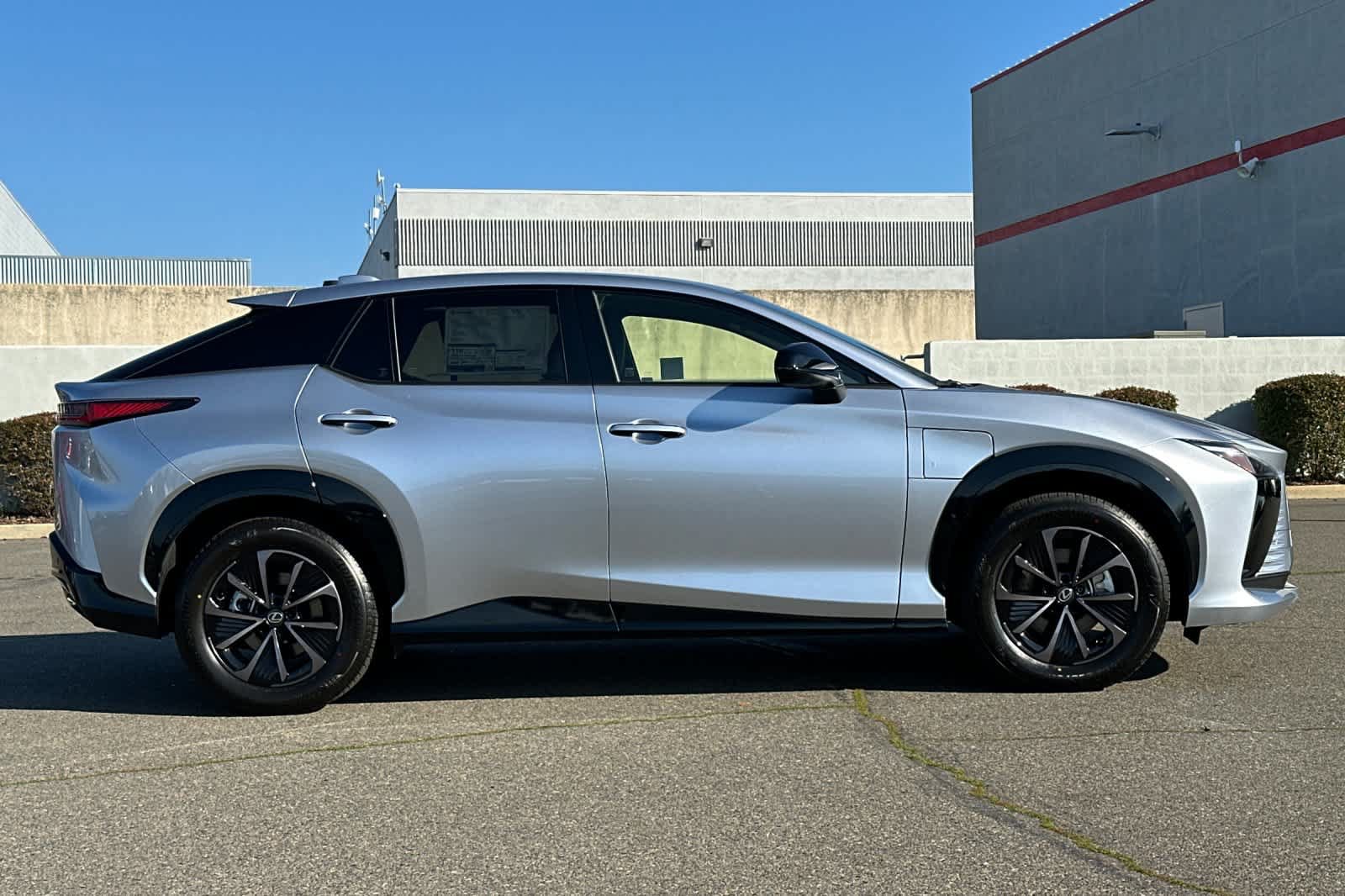 New 2026 Lexus RZ 450e AWD image 6