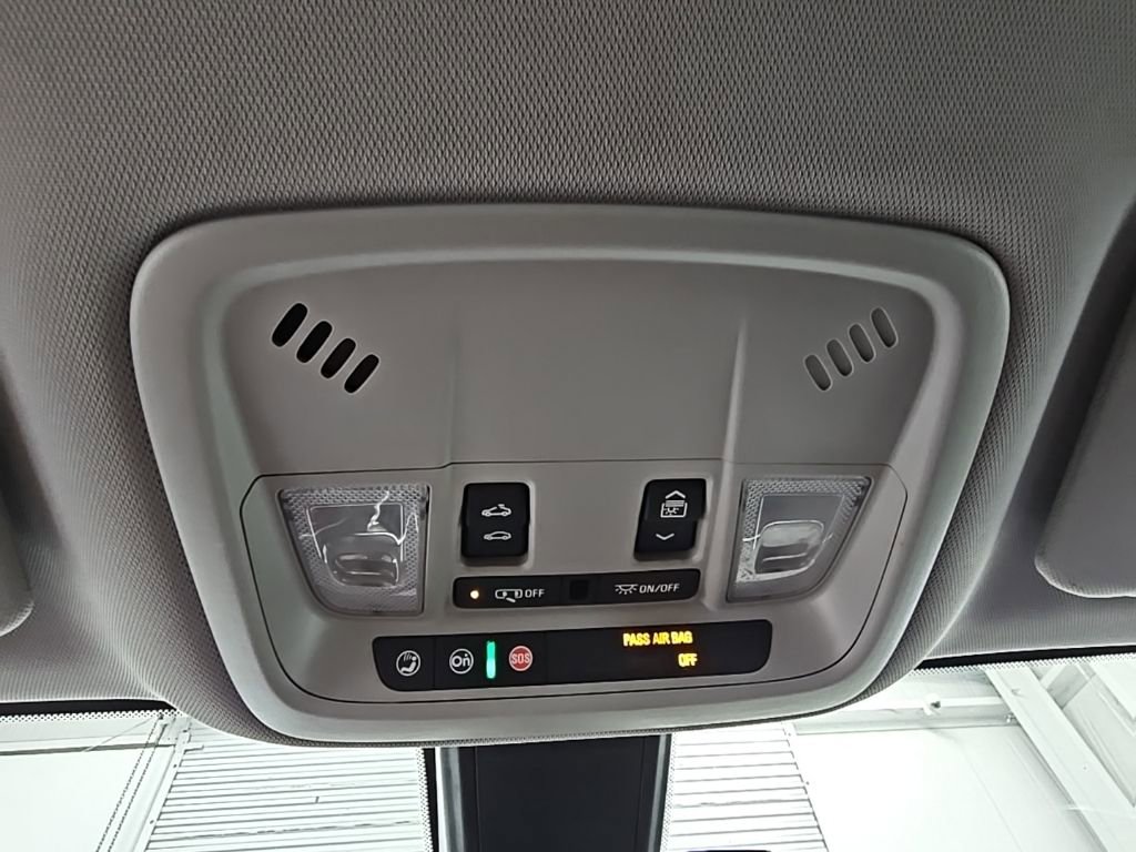 Used 2020 Chevrolet Malibu LT FWD image 20