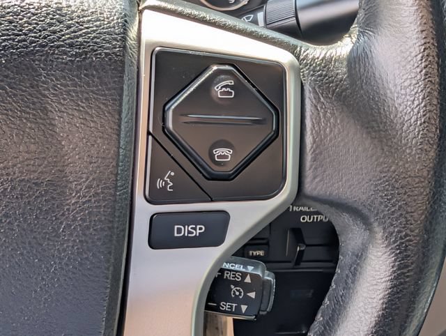 Used 2017 Toyota Tundra Limited w/ Limited Premium Package RWD image 18