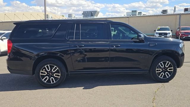 Used 2021 GMC Yukon XL AT4 w/ AT4 Premium Plus Package AWD/4WD image 10