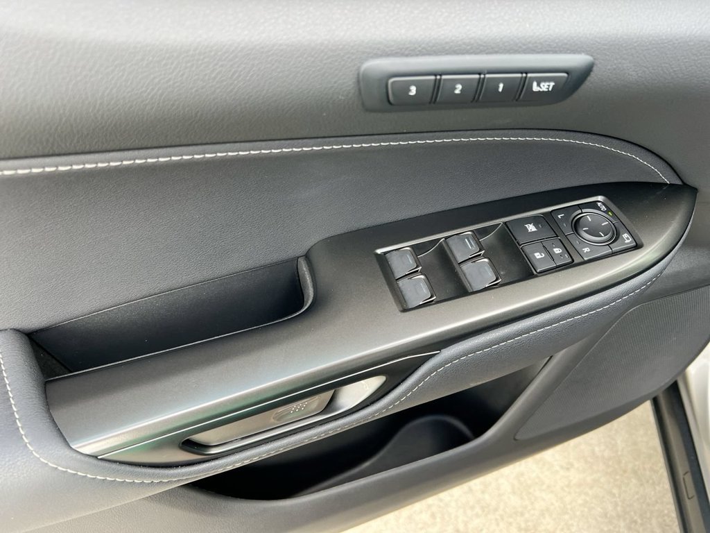 Certified 2025 Lexus NX 250 FWD w/ Accessory Package (2T) image 11