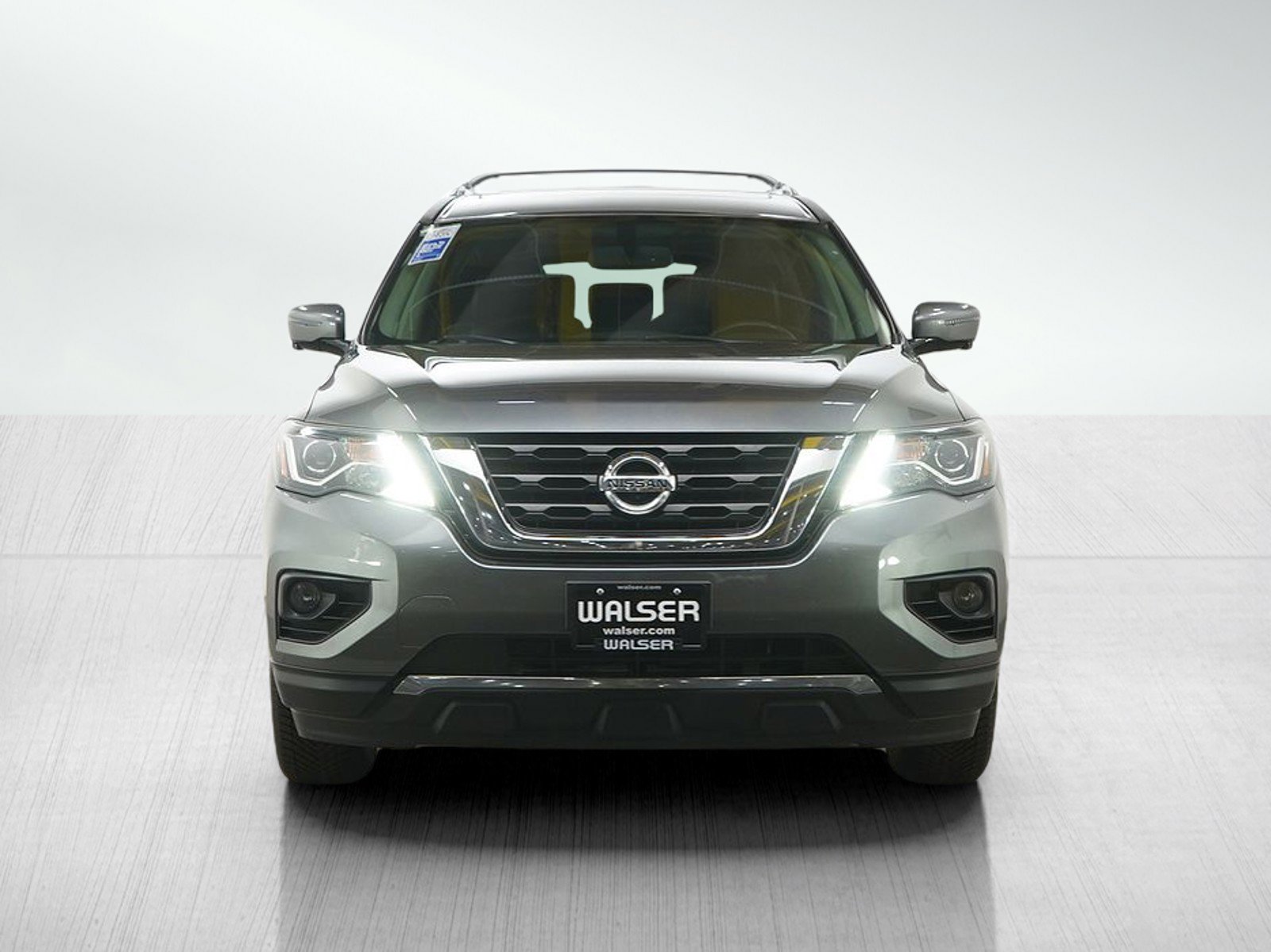 Used 2017 Nissan Pathfinder SL w/ SL Premium Package AWD/4WD image 9