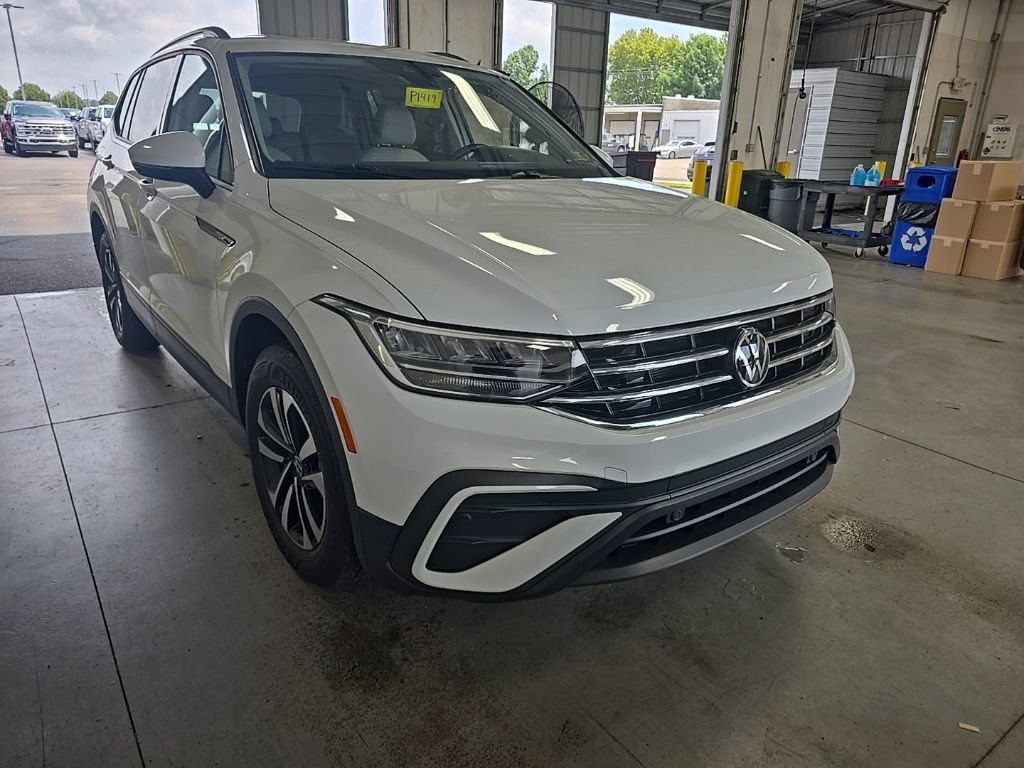Used 2024 Volkswagen Tiguan S AWD/4WD image 1