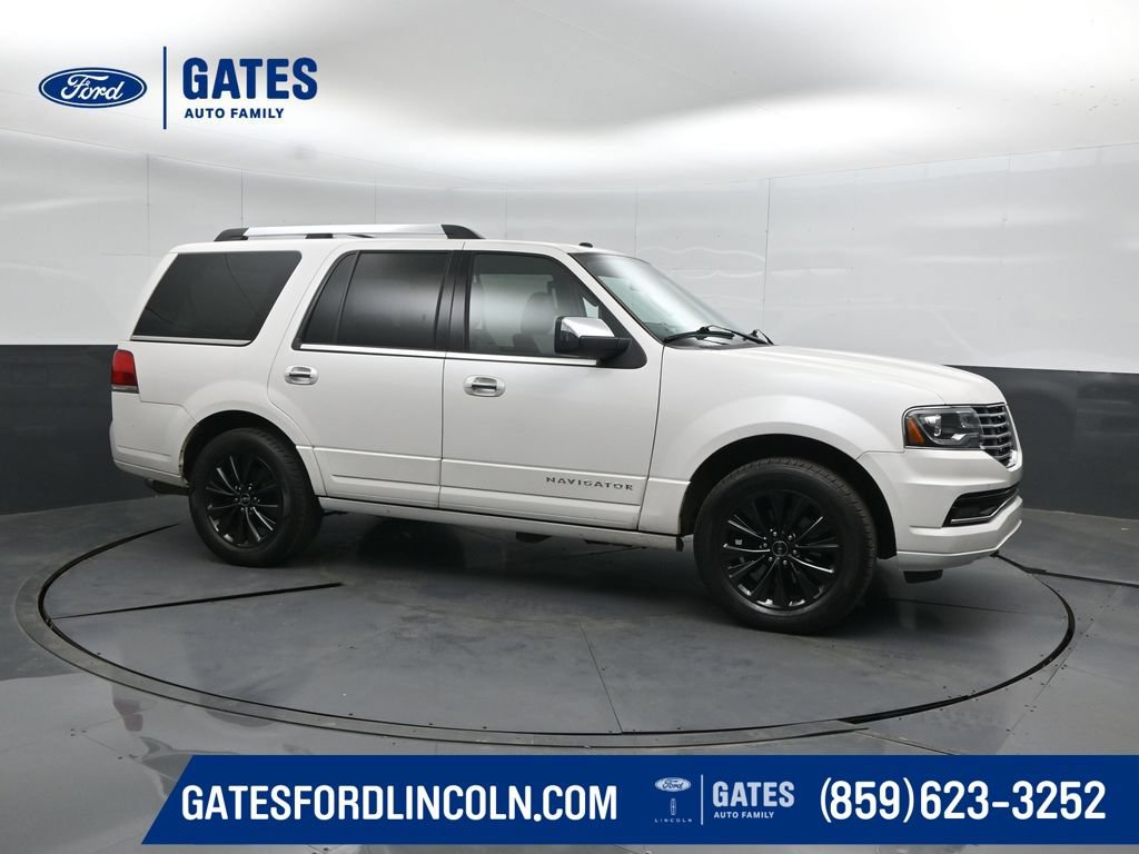 Used 2016 Lincoln Navigator Select AWD/4WD image 1