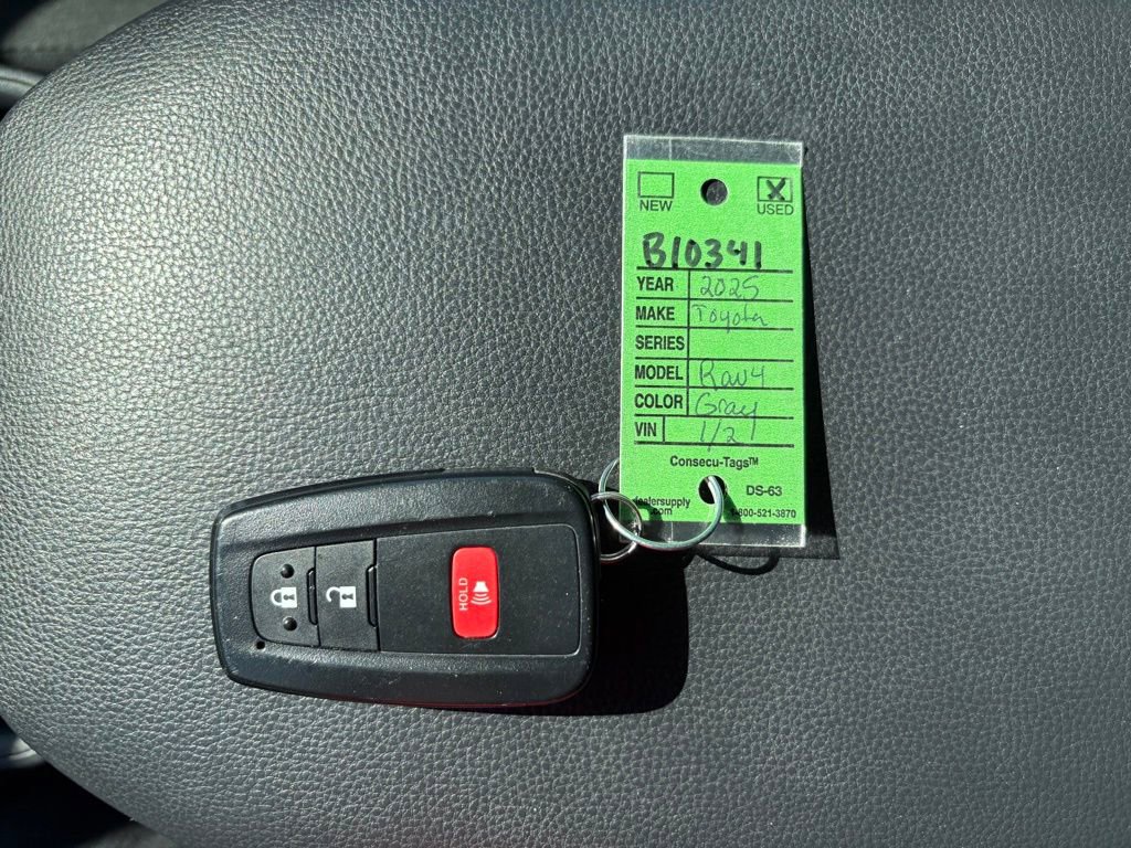 Certified 2025 Toyota RAV4 XLE AWD/4WD image 29