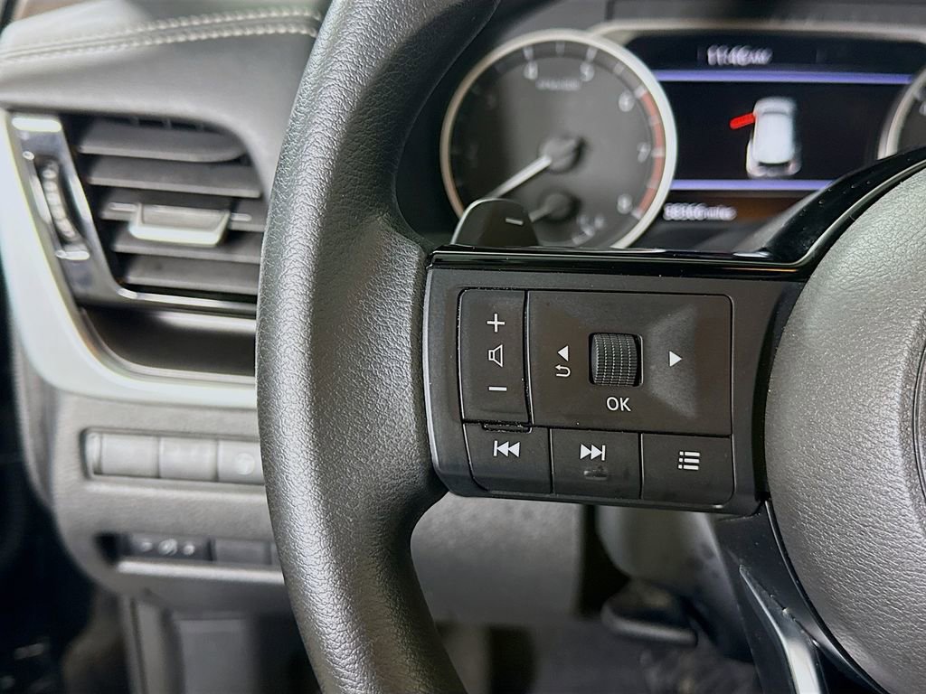 Certified 2022 Nissan Rogue SV image 21