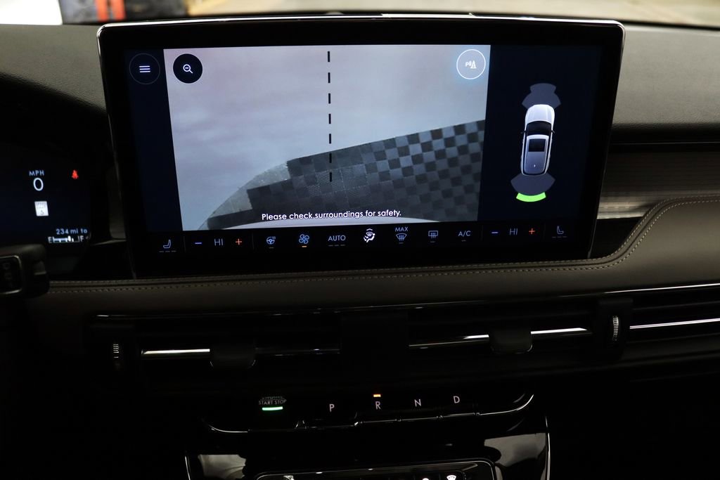 Used 2025 Lincoln Corsair AWD w/ Equipment Group 101A image 19