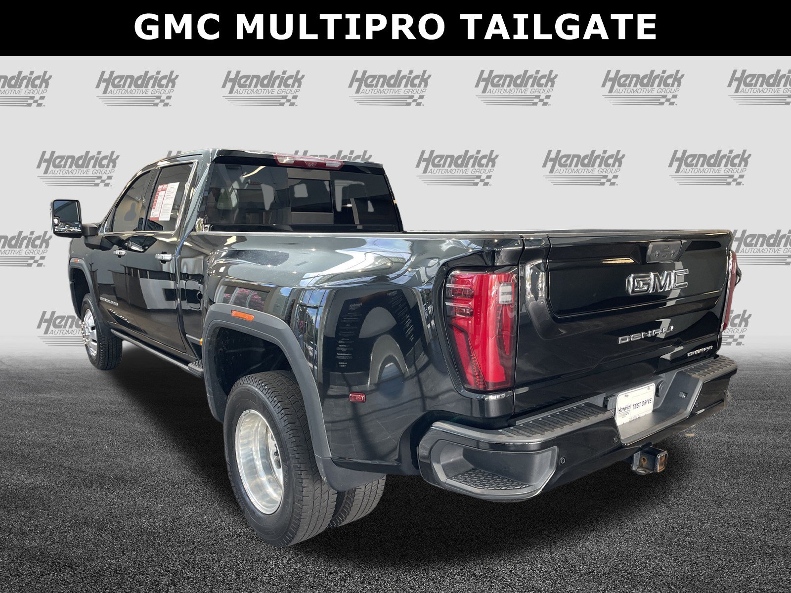Used 2024 GMC Sierra 3500 Denali Ultimate AWD/4WD image 8
