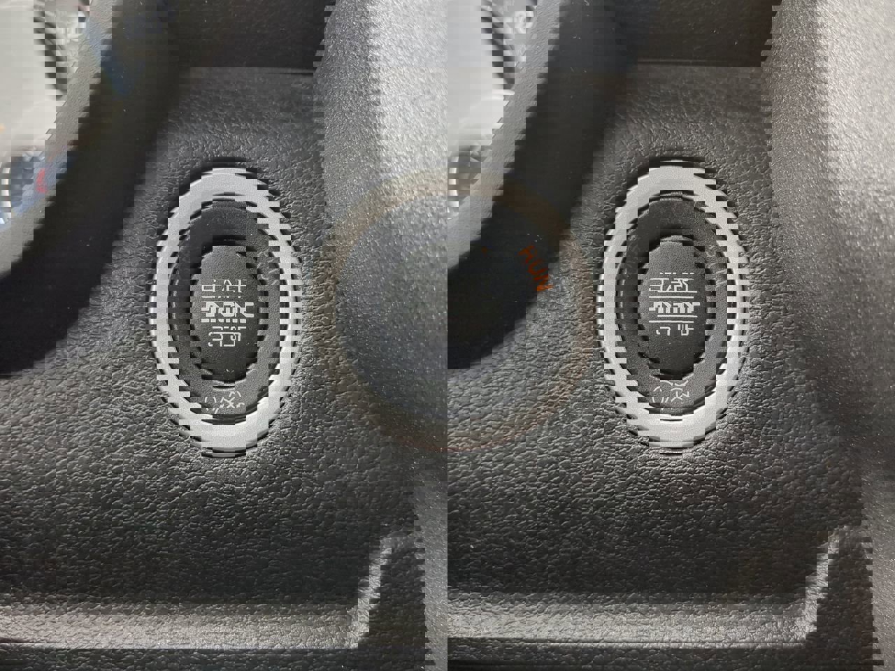 Used 2021 RAM 5500 Tradesman w/ Chrome Appearance Group image 23