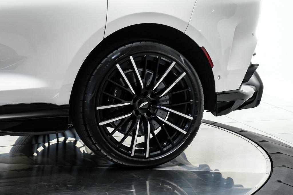 Used 2023 Aston Martin DBX 707 AWD/4WD image 61