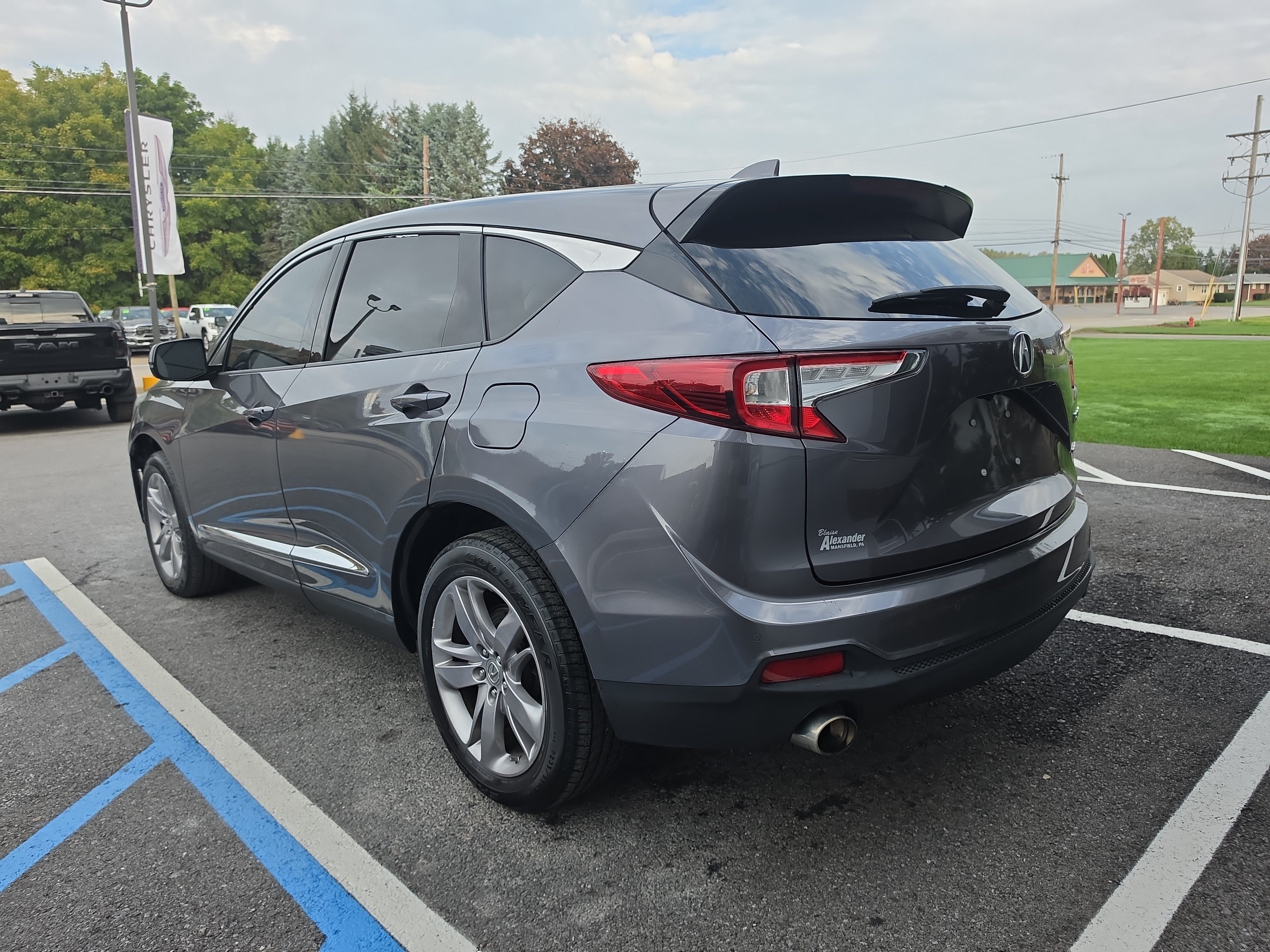 Used 2019 Acura RDX w/ Advance Package AWD/4WD image 6