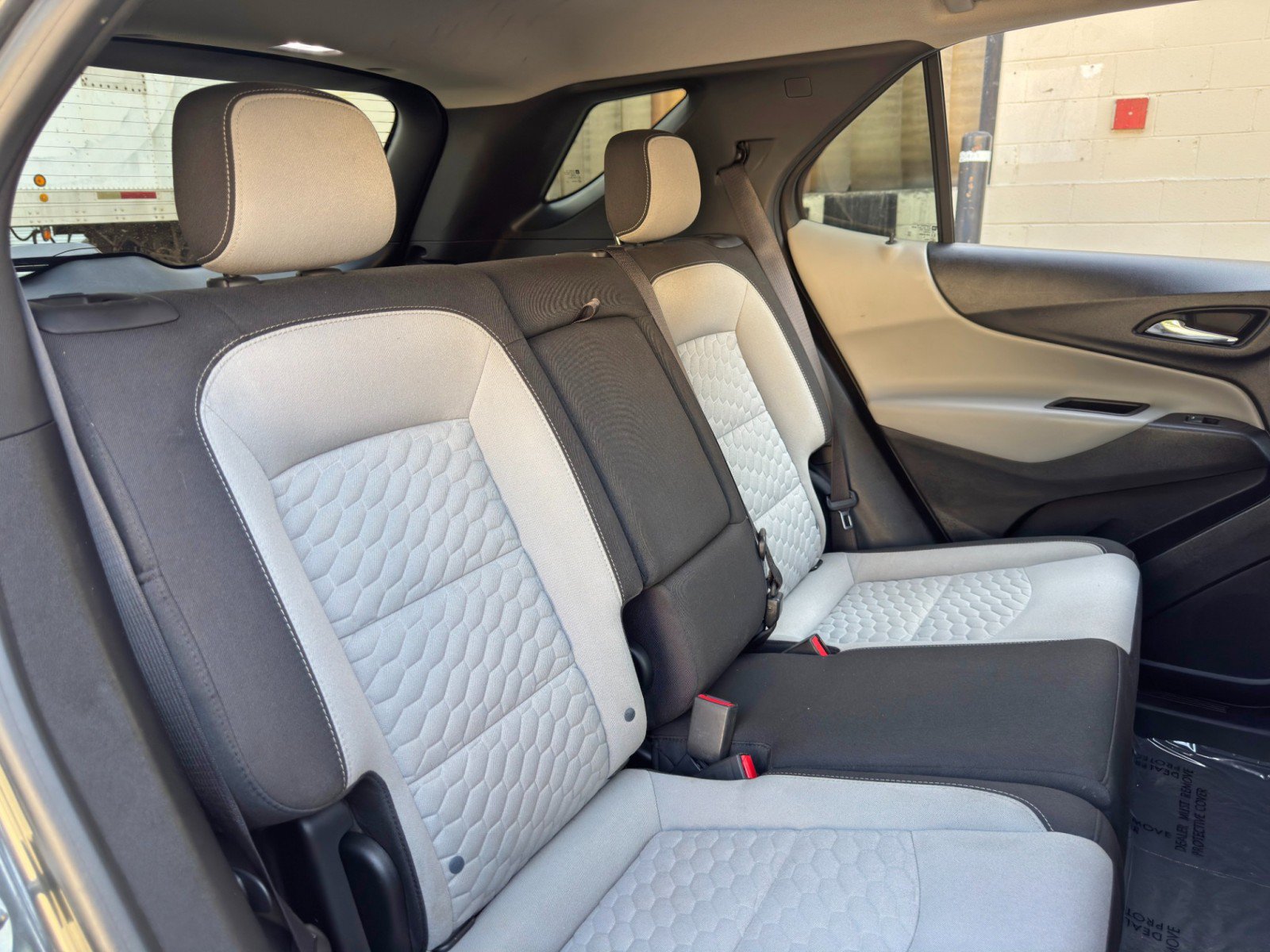 Used 2020 Chevrolet Equinox LT AWD/4WD image 33
