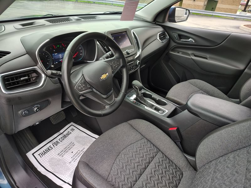 Used 2024 Chevrolet Equinox LT AWD/4WD image 14