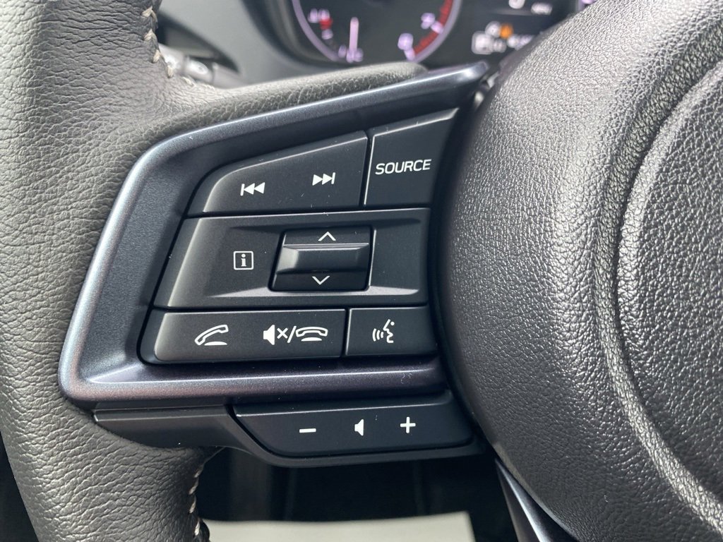 Used 2025 Subaru Forester Limited image 31