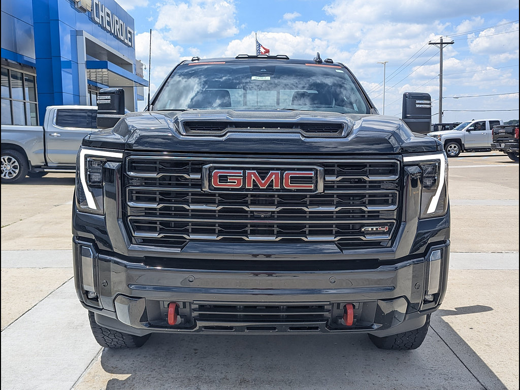 Used 2024 GMC Sierra 2500 AT4 w/ AT4 Premium Plus Package AWD/4WD image 11