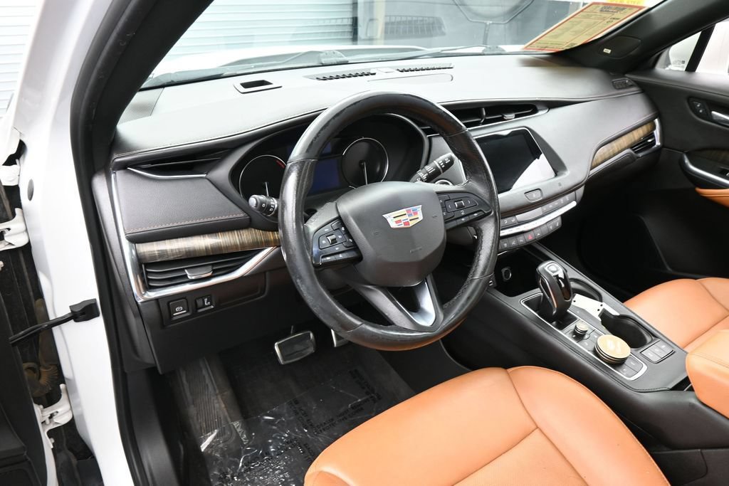Used 2019 Cadillac XT4 Sport AWD/4WD image 12