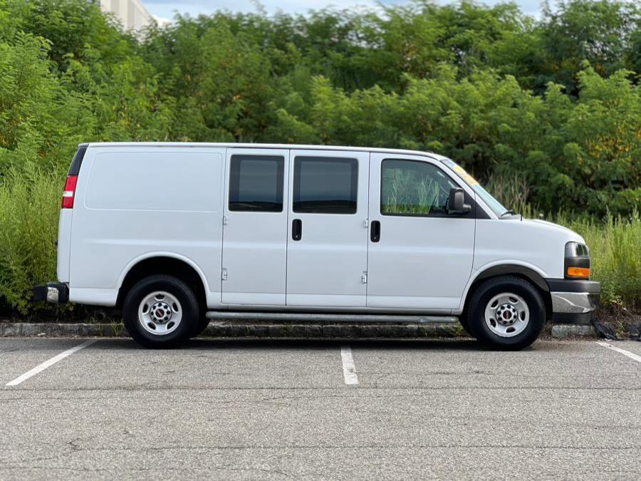 Used 2019 GMC Savana 2500 w/ Driver Convenience Package image 9