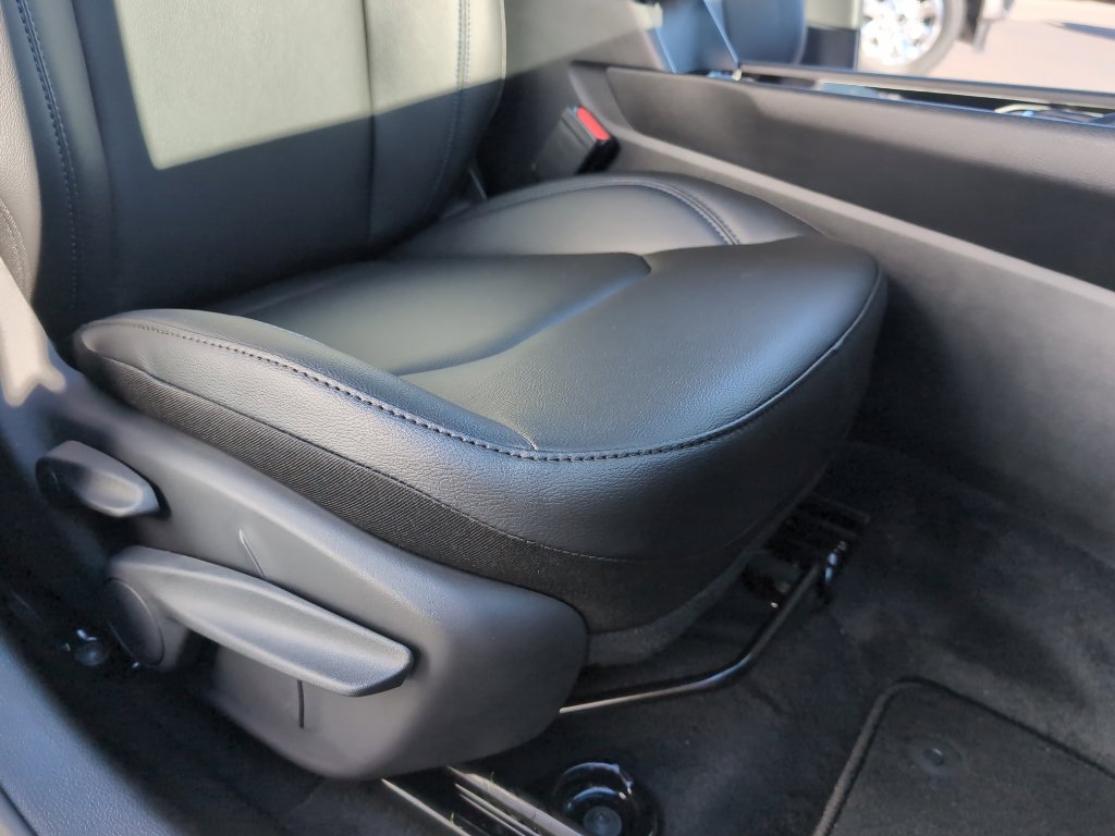 New 2026 Jeep Compass Limited image 33