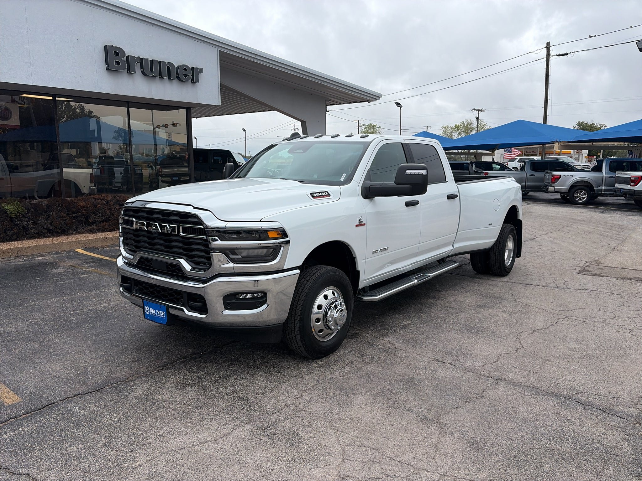 New 2027 RAM 3500 Lone Star AWD/4WD image 18
