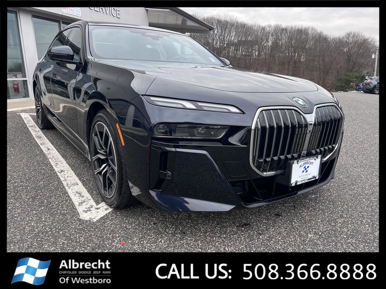 Used 2024 BMW 740i xDrive image 7