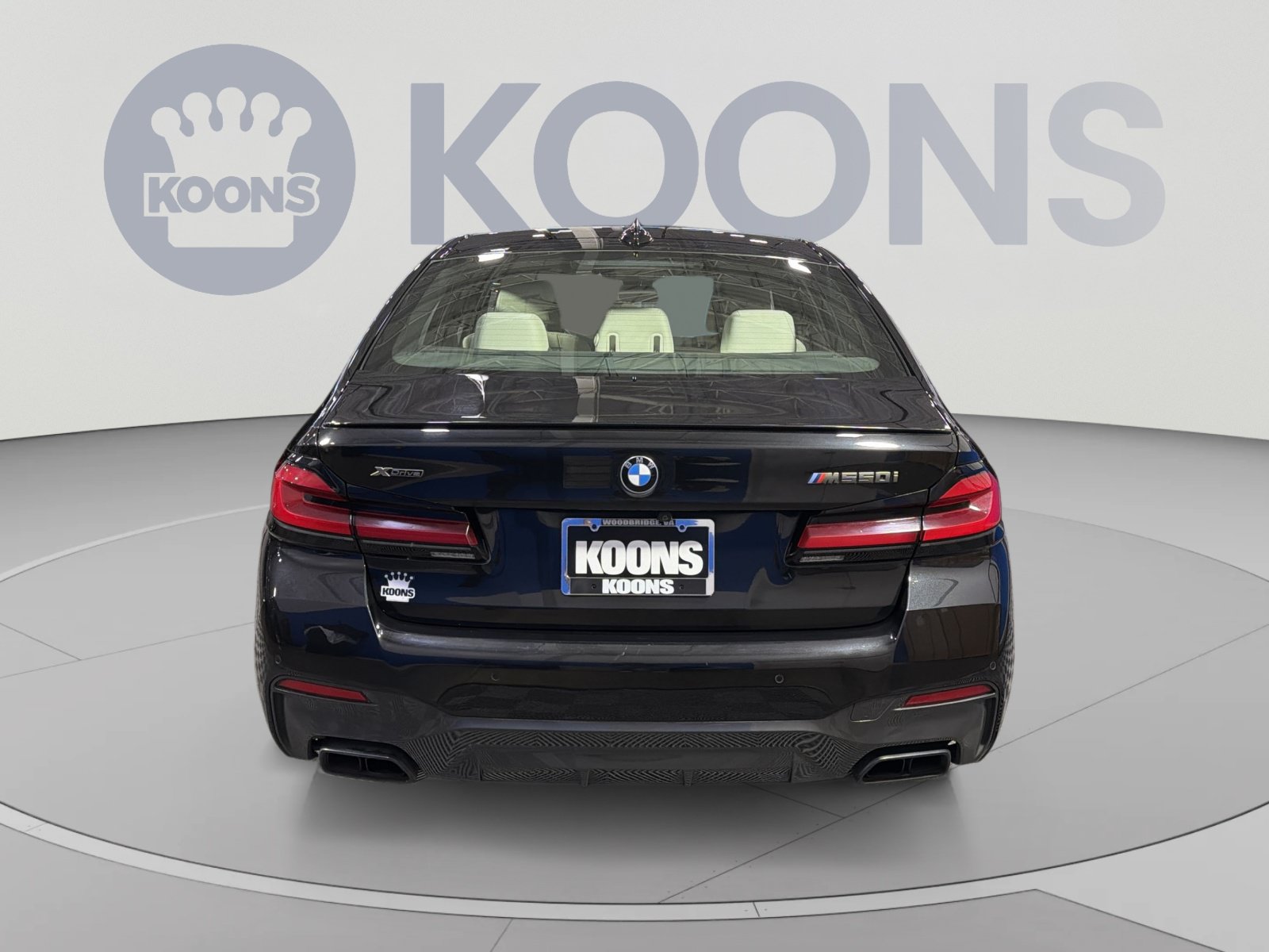 Used 2023 BMW M550i xDrive AWD/4WD image 5