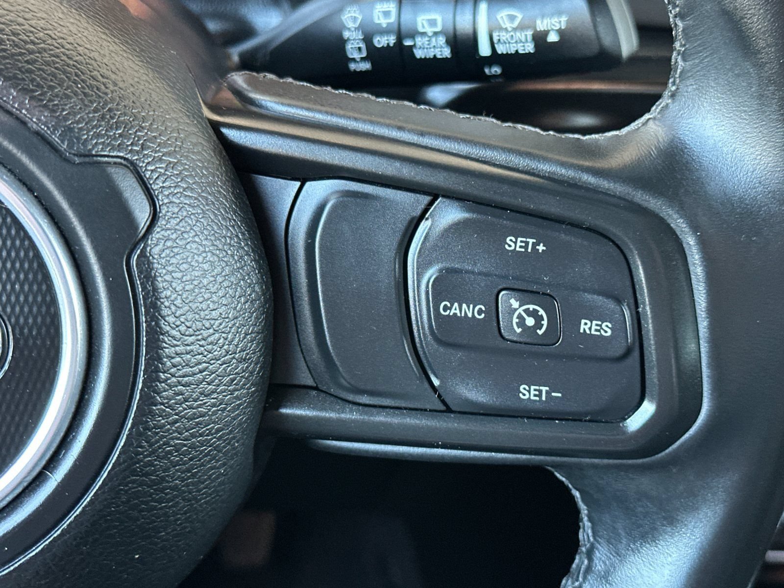 Used 2022 Jeep Wrangler Sport AWD/4WD image 27