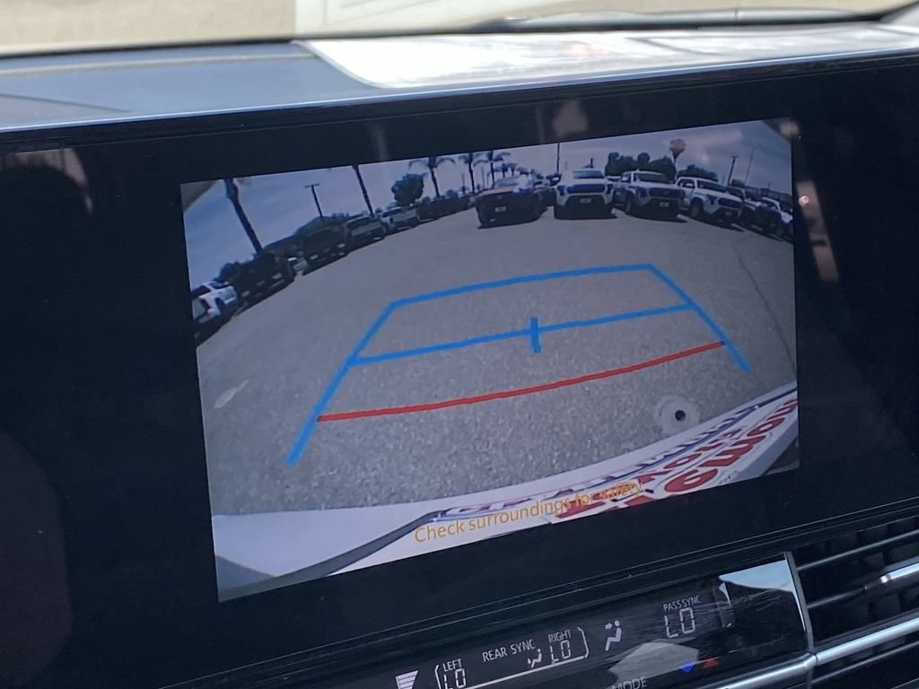 Certified 2026 Toyota Sienna XLE FWD image 27