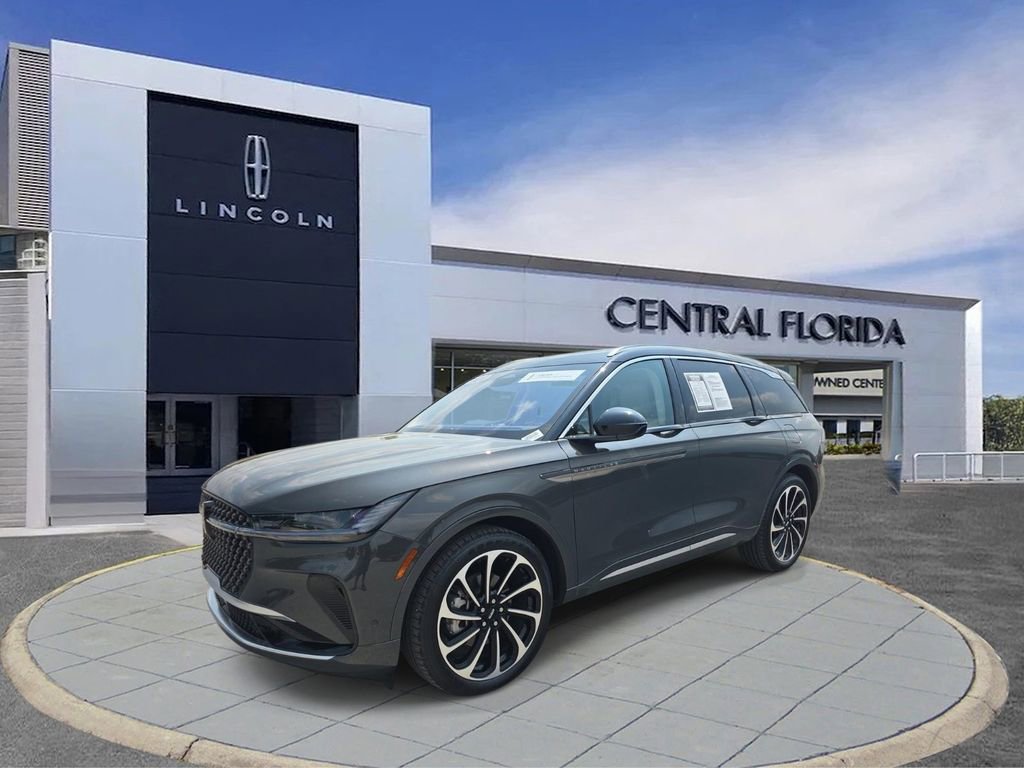 Certified 2024 Lincoln Nautilus Black Label AWD/4WD image 7
