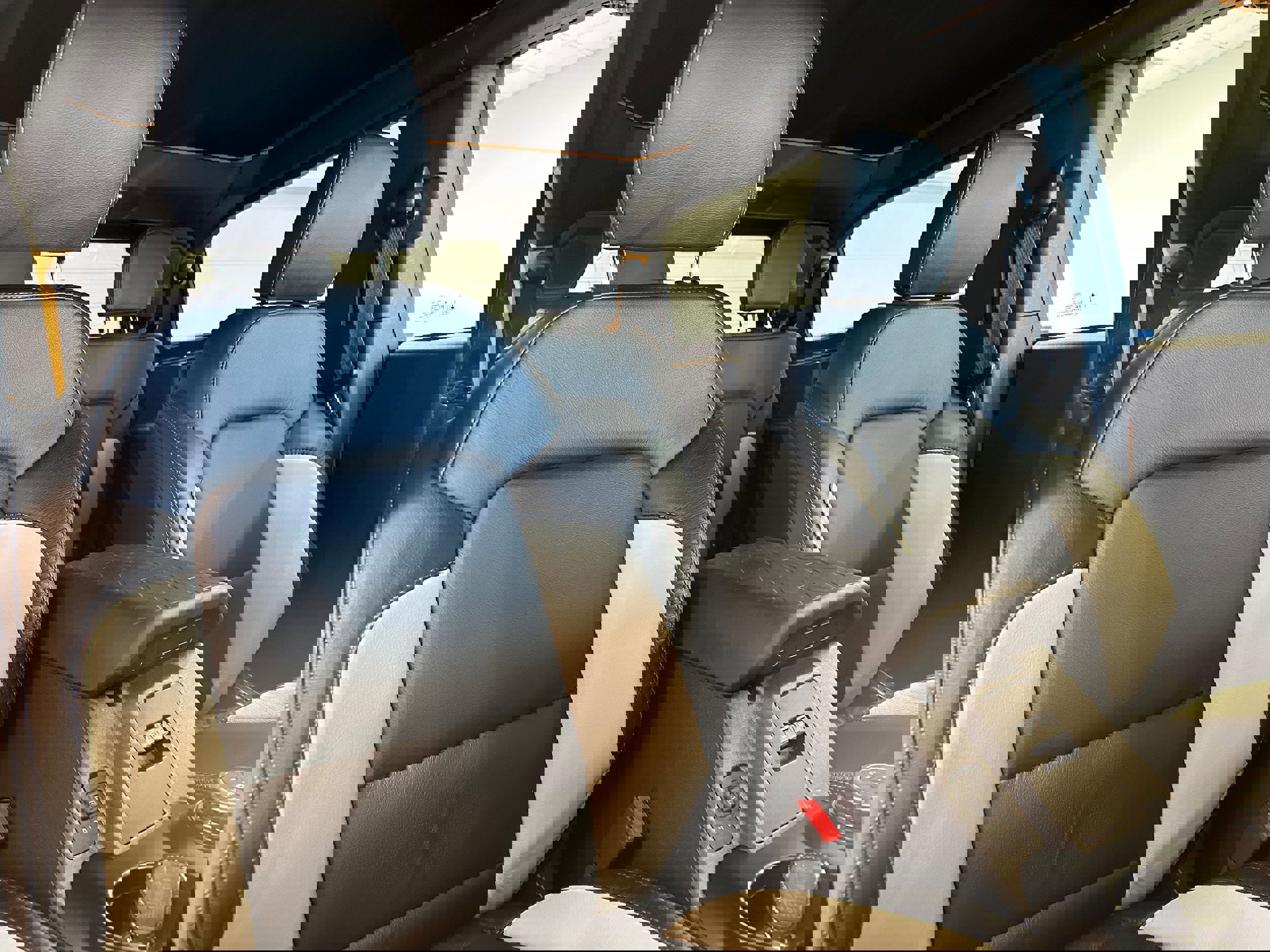 Used 2022 Ford Bronco Wildtrak image 14