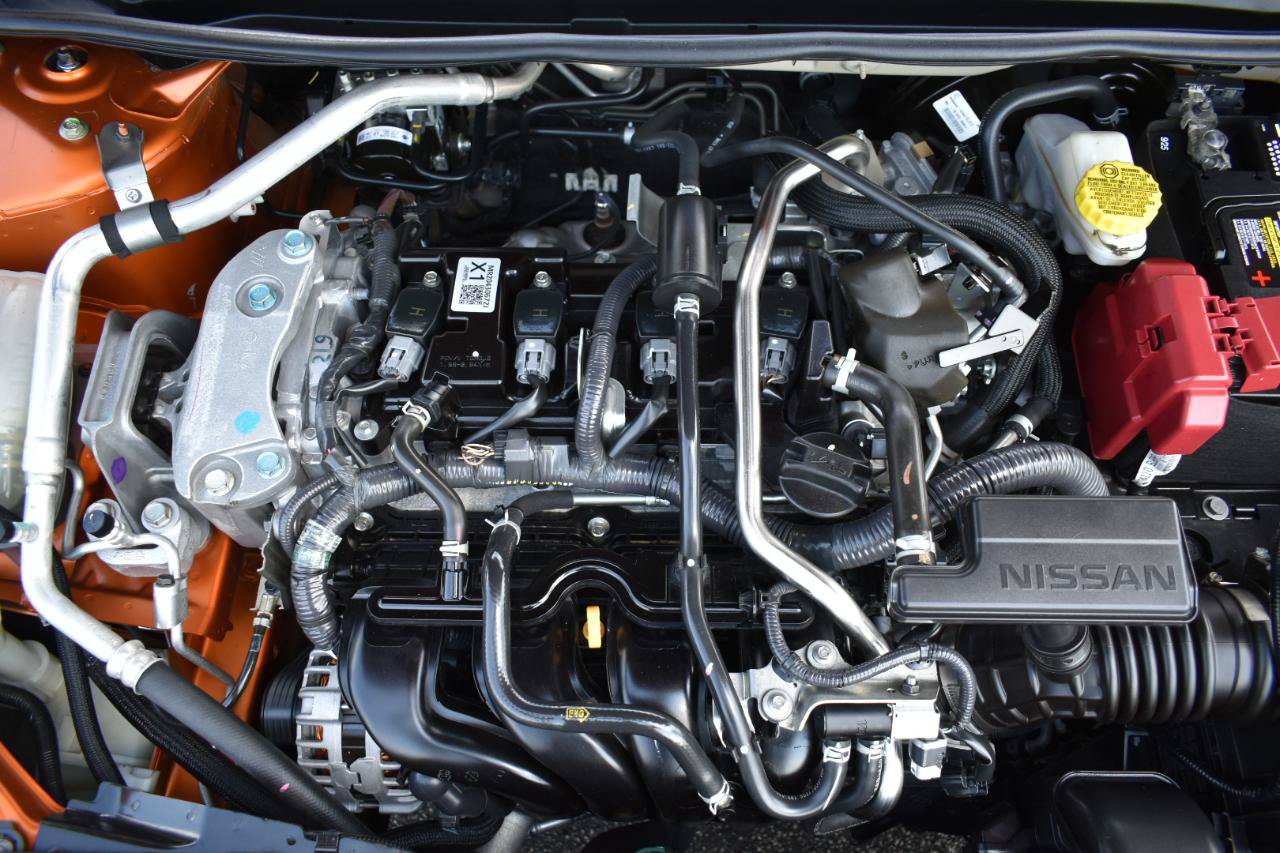 Used 2022 Nissan Sentra SR w/ SR Premium Package FWD image 48