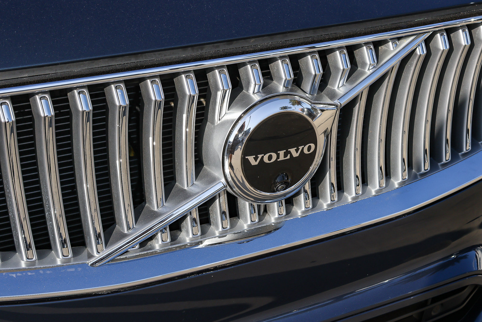 Used 2023 Volvo XC90 T8 Plus w/ Protection Package Premier AWD/4WD image 13