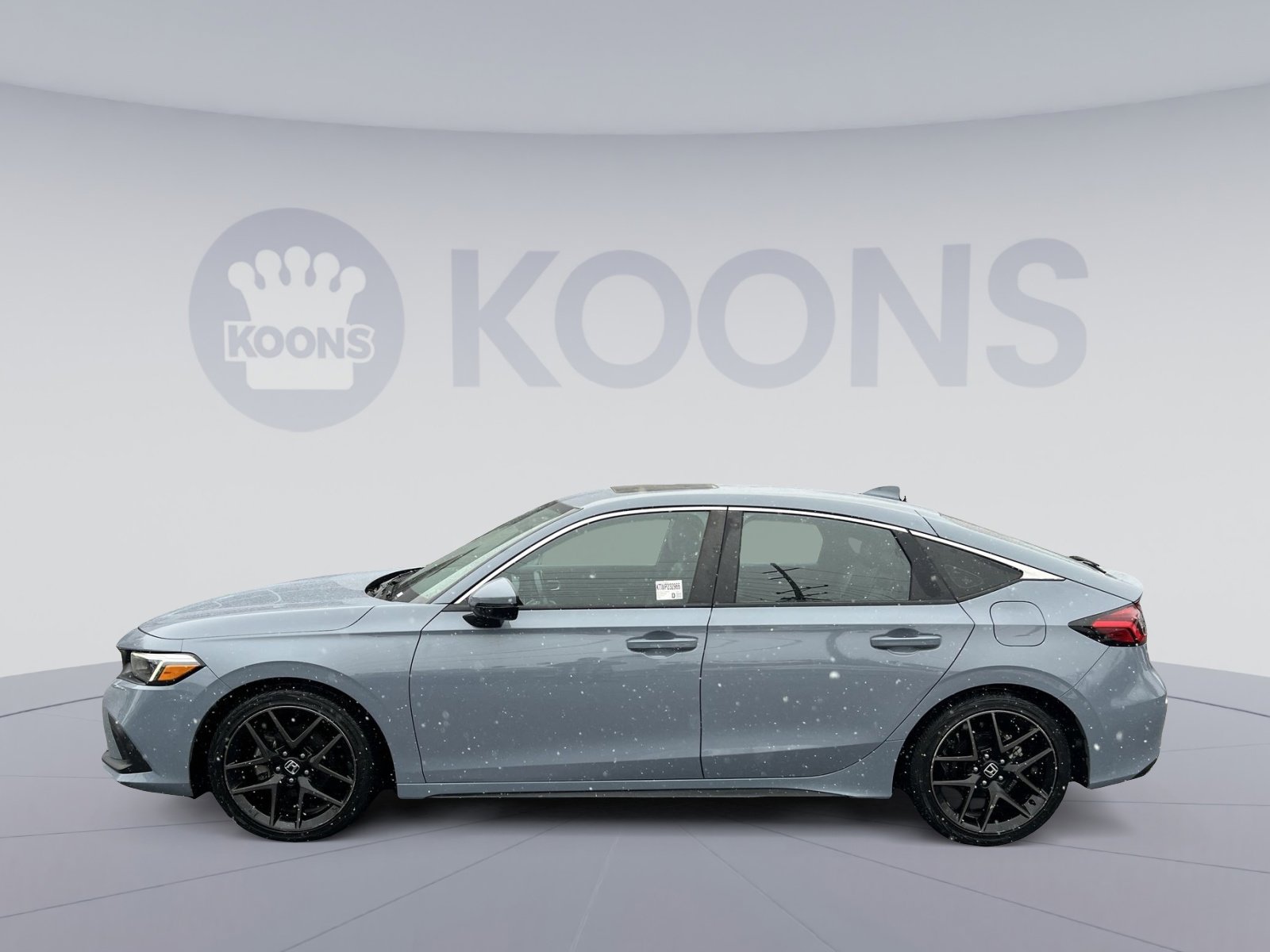 Used 2023 Honda Civic Sport Touring image 2