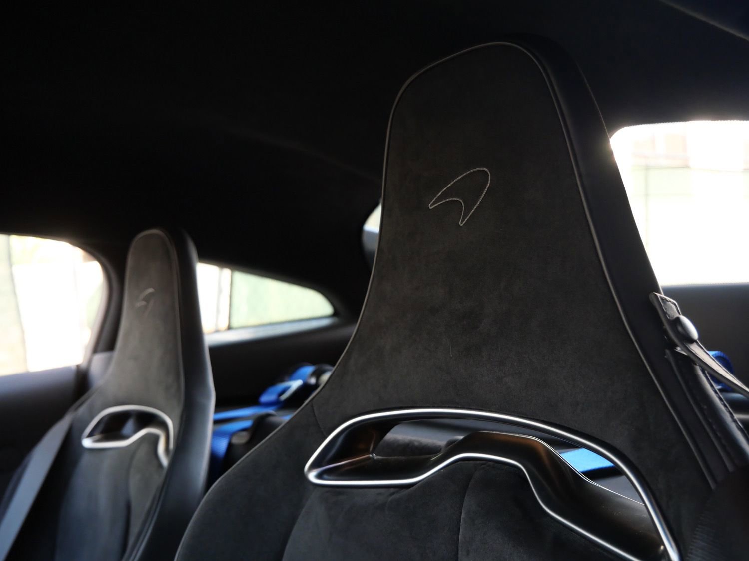 Used 2023 McLaren Artura image 22