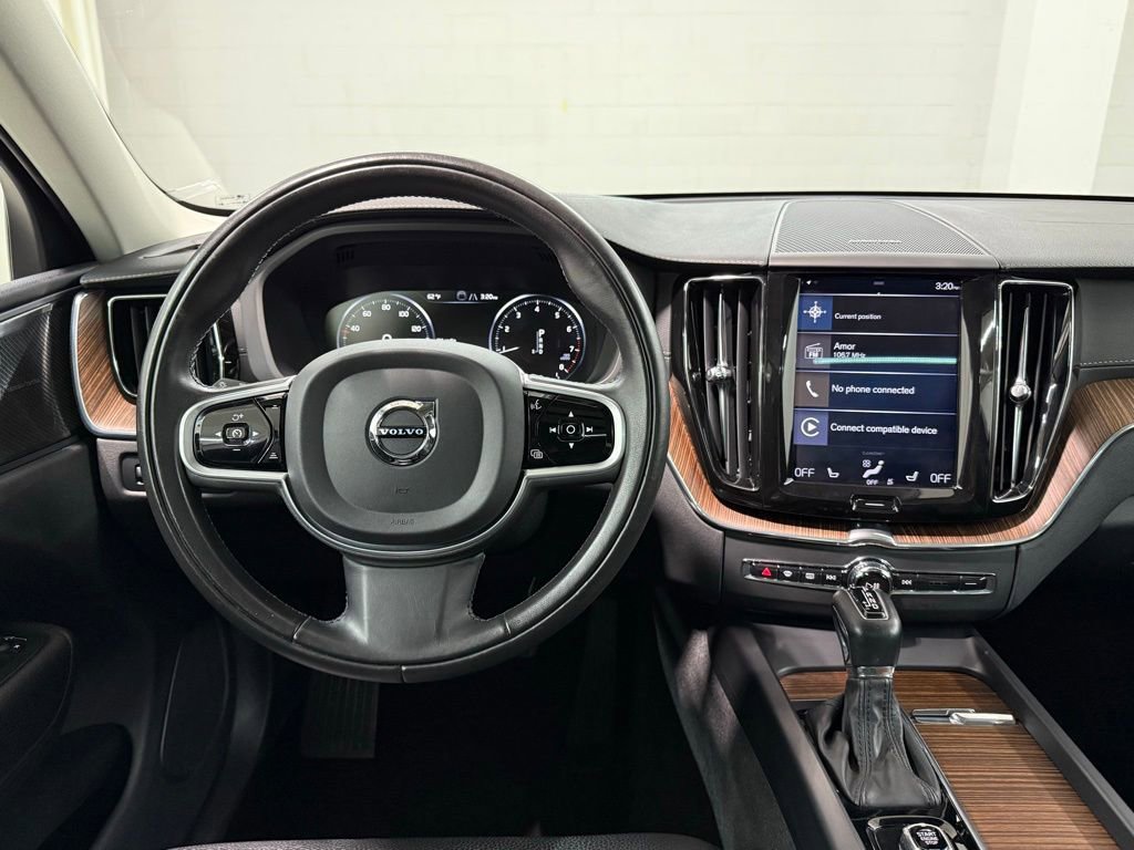 Used 2020 Volvo XC60 T6 Inscription w/ Protection Package Premier image 9
