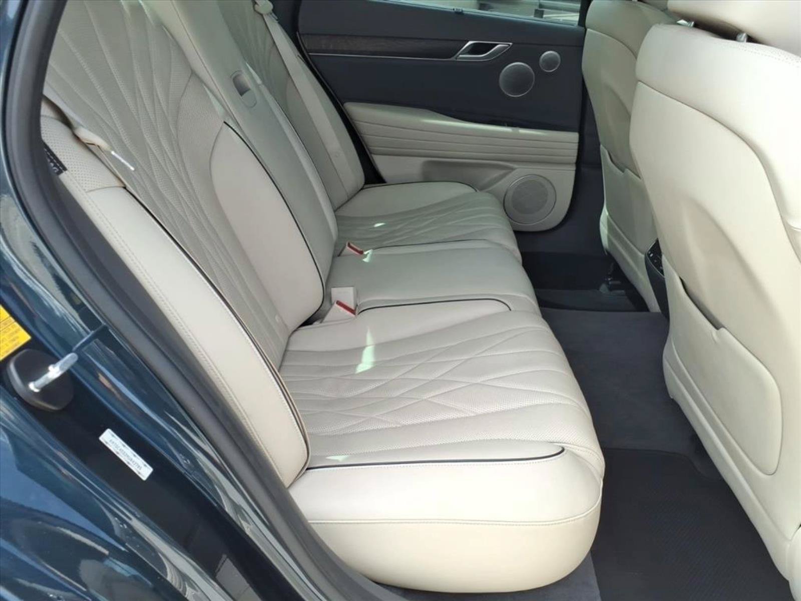 Certified 2022 Genesis G80 2.5T w/ Advanced Package RWD image 14