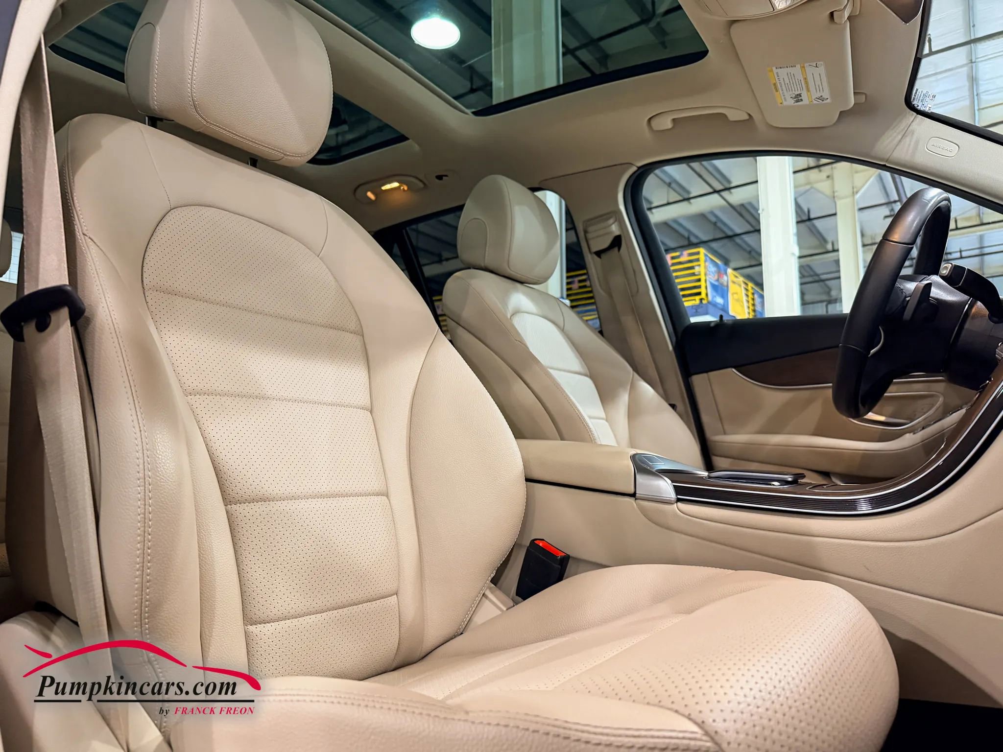 Used 2022 Mercedes-Benz GLC 300 4MATIC w/ Multimedia Package Lite image 20