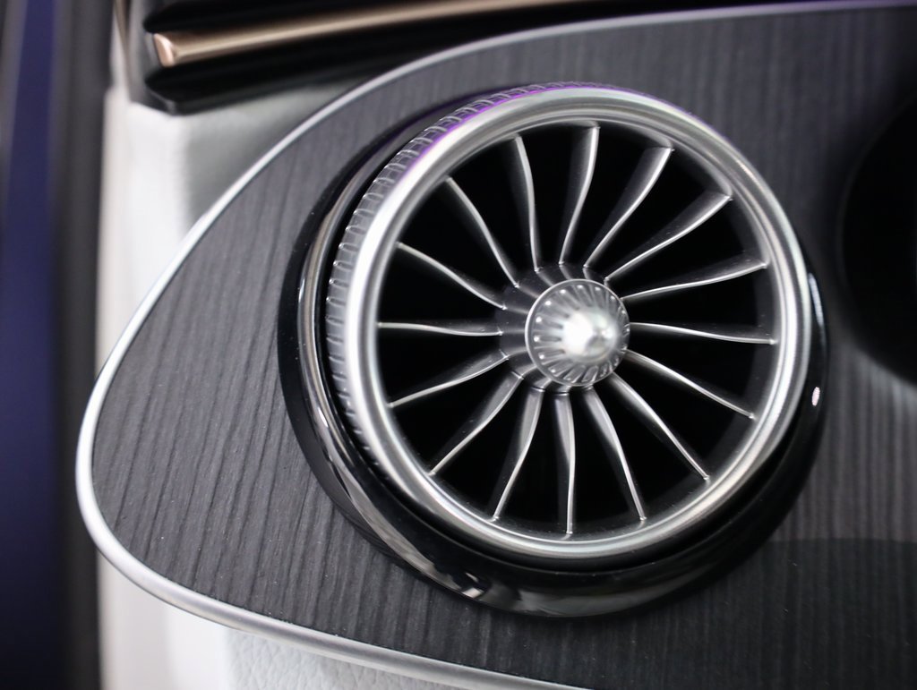 Certified 2023 Mercedes-Benz EQE 350+ 4MATIC SUV w/ Exclusive Trim Package image 12