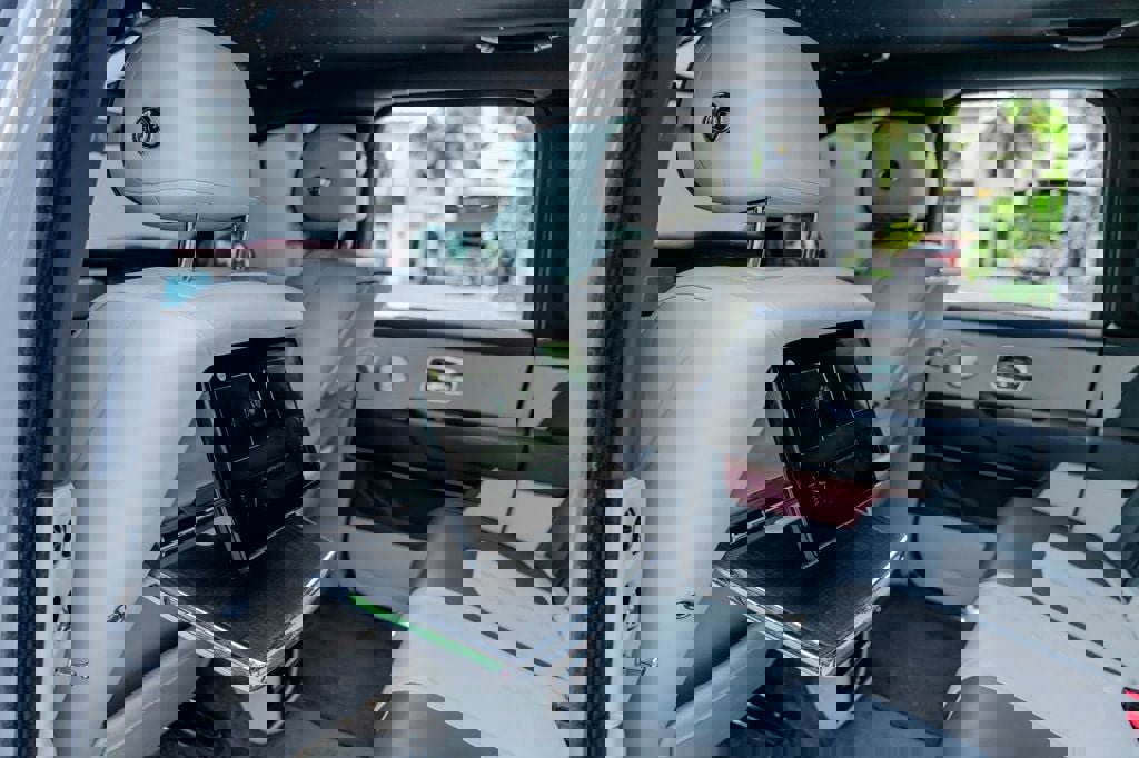 Used 2021 Rolls-Royce Cullinan Sport Utility image 89