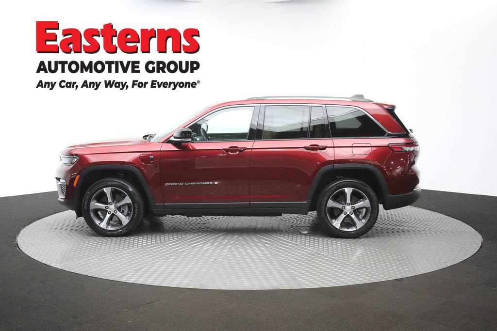 Used 2023 Jeep Grand Cherokee 4WD 4xe w/ Luxury Tech Group II image 62