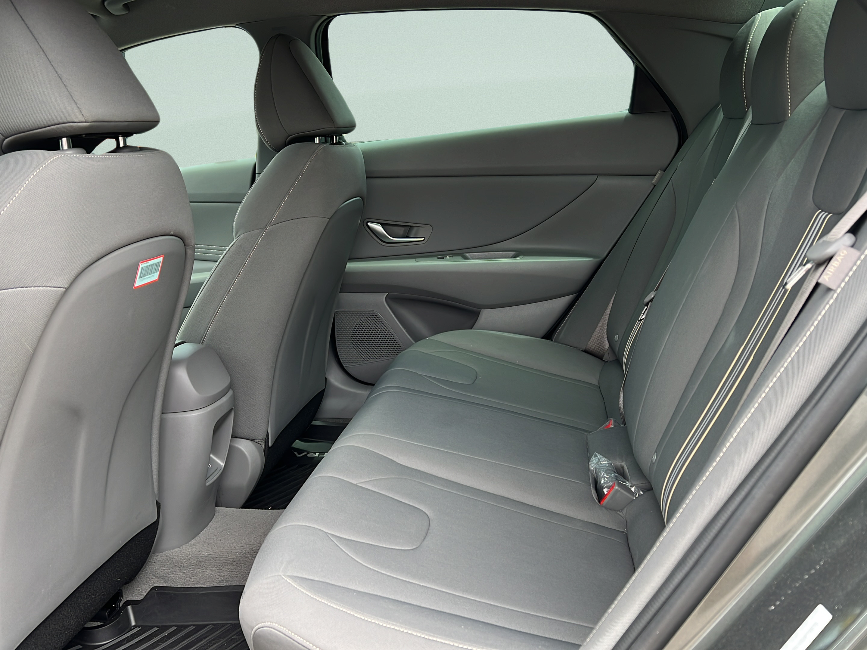 Certified 2025 Hyundai Elantra Sport FWD image 9