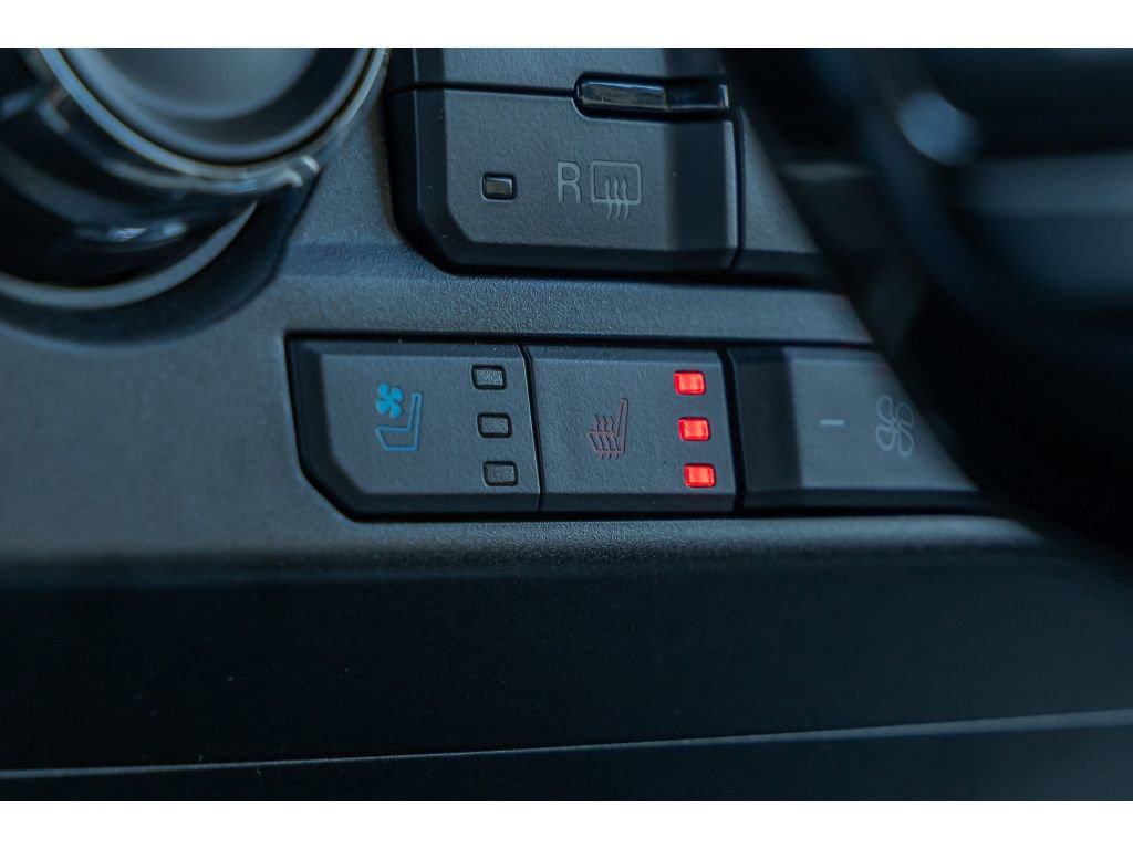 Used 2020 Ford F150 Lariat image 25