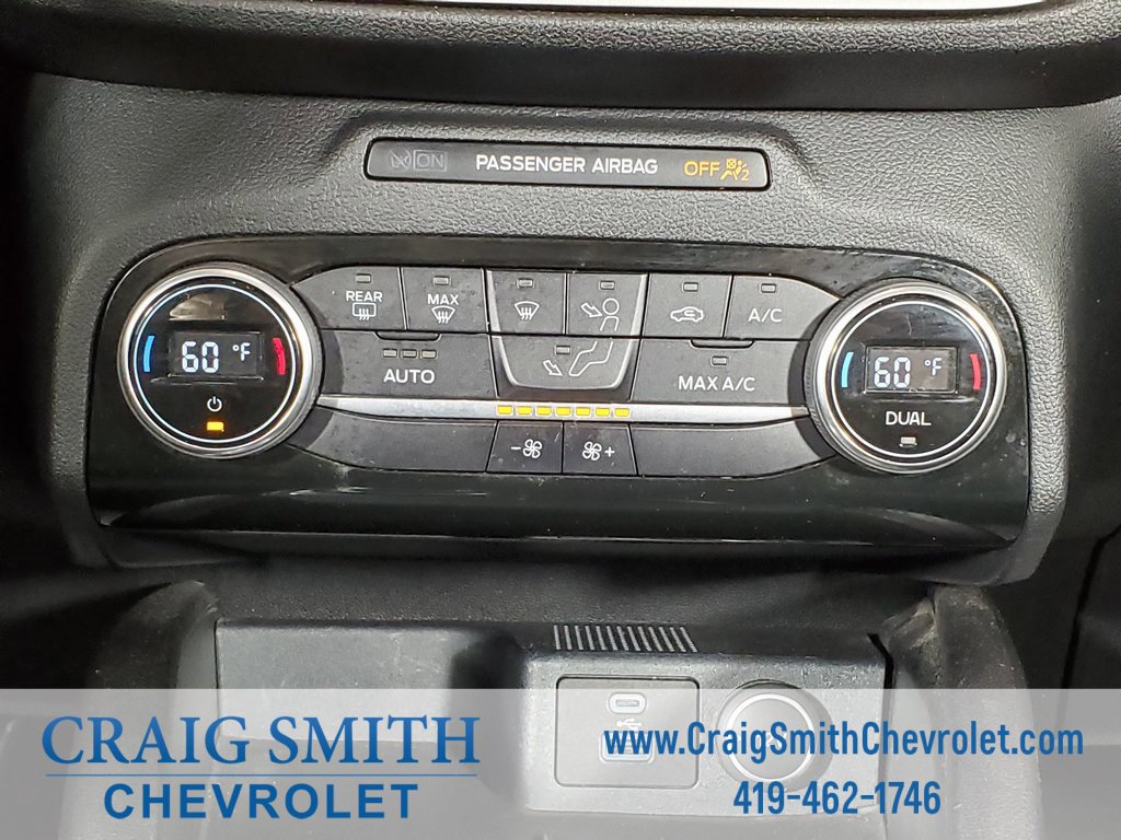 Used 2021 Ford Escape SE image 24